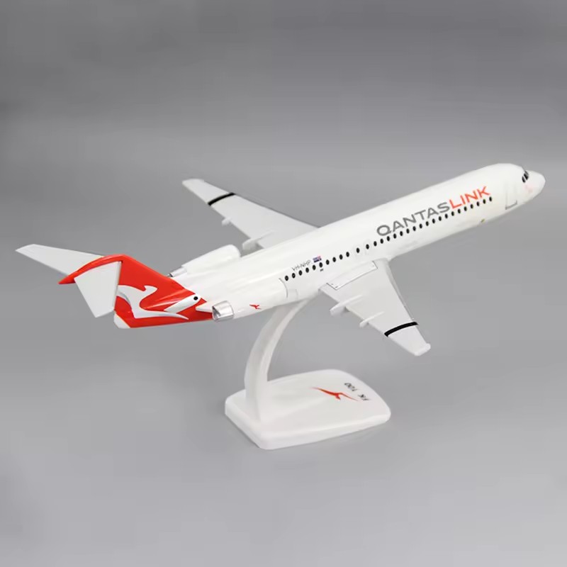 New 1:100 Scale Fokker FK-100  - огляд і ціна Model Airplane Plastic
