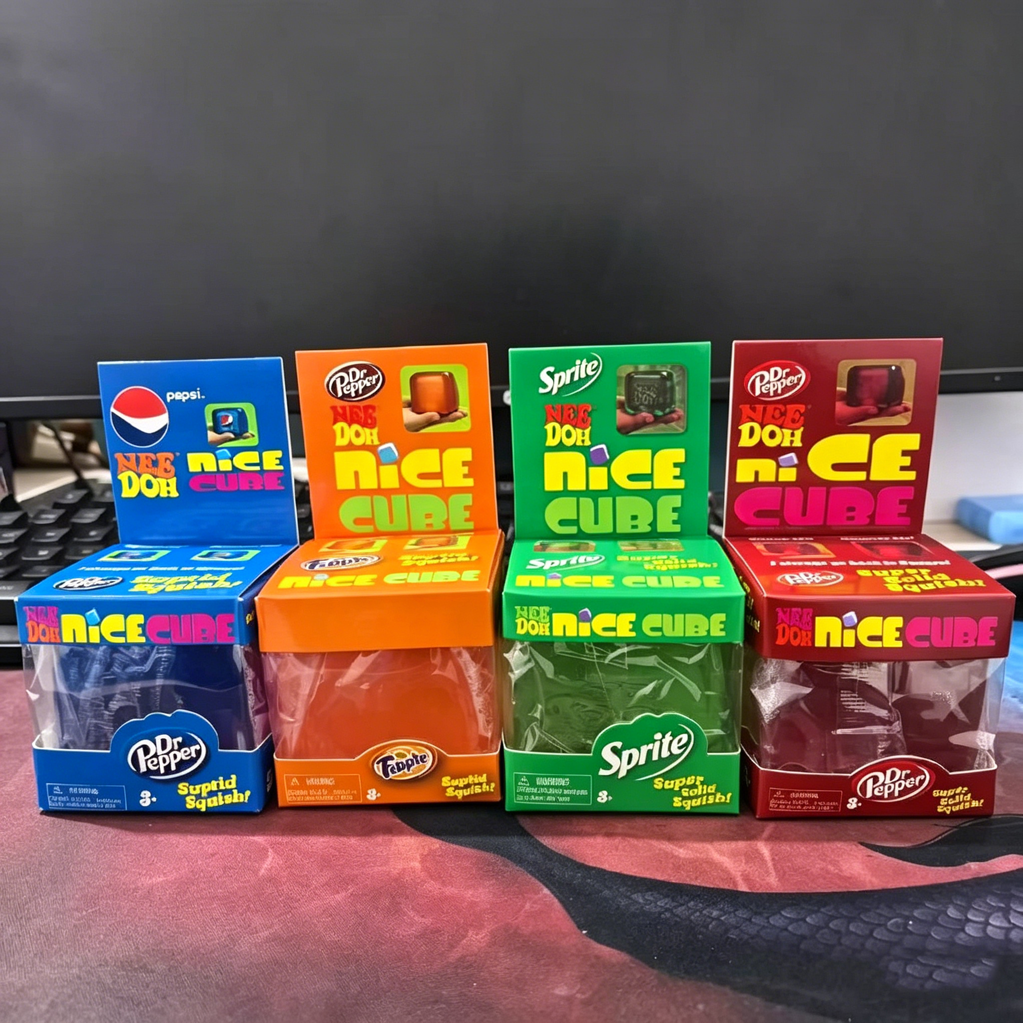 Schylling Nee Doh Nice Cube So - огляд і ціна Fidget Cube Original